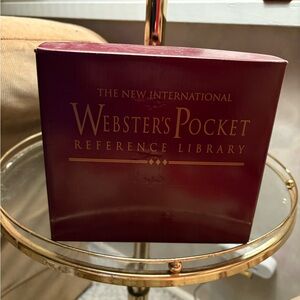 The New International Webster's Pocket Reference Library